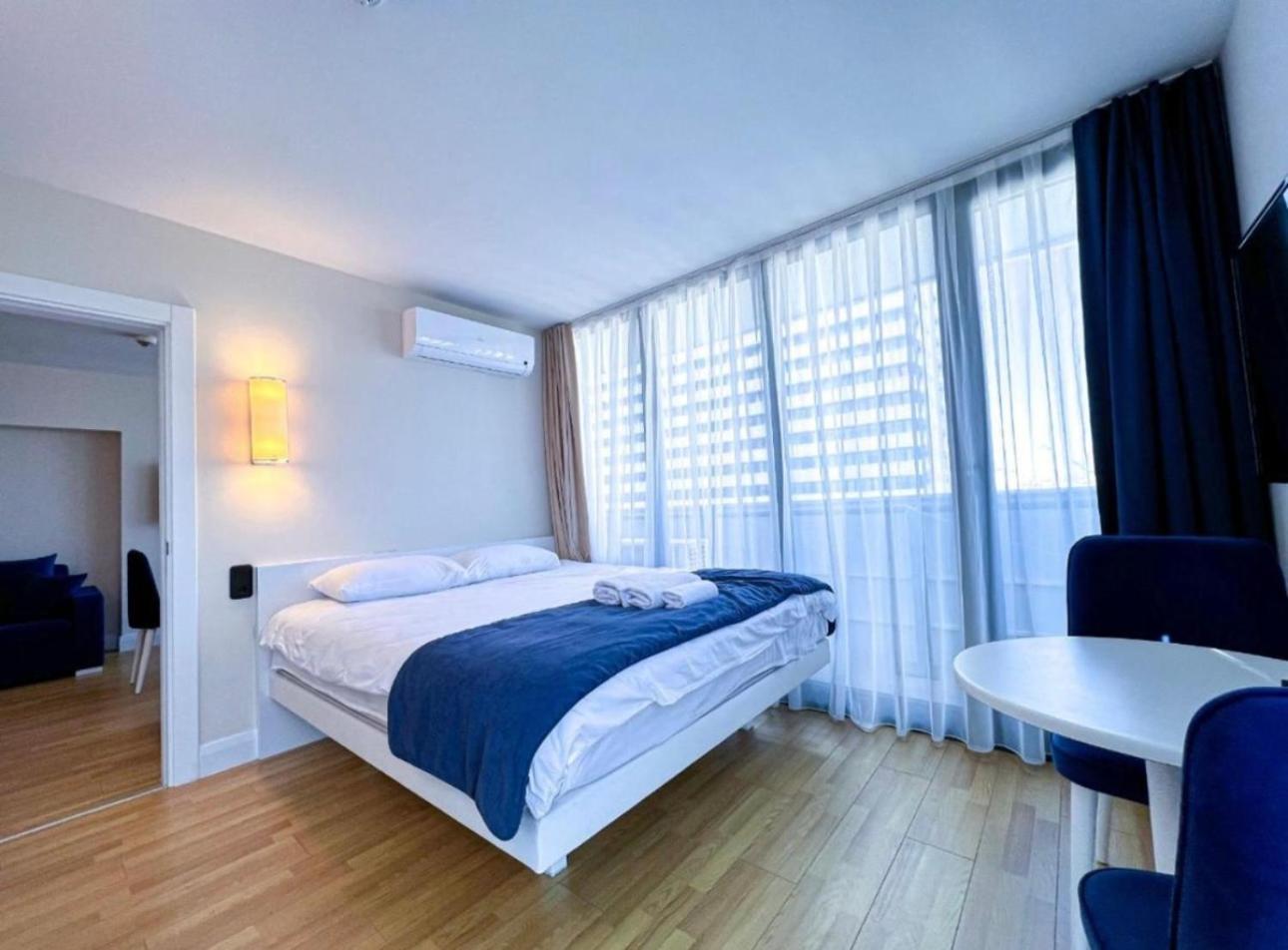 Orbi City Apartment With Sea View Batumi Exteriör bild