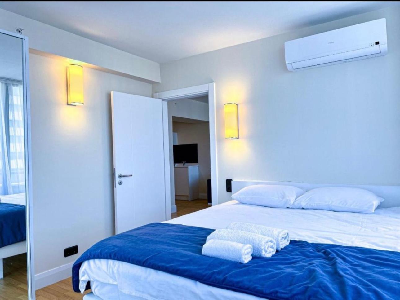 Orbi City Apartment With Sea View Batumi Exteriör bild