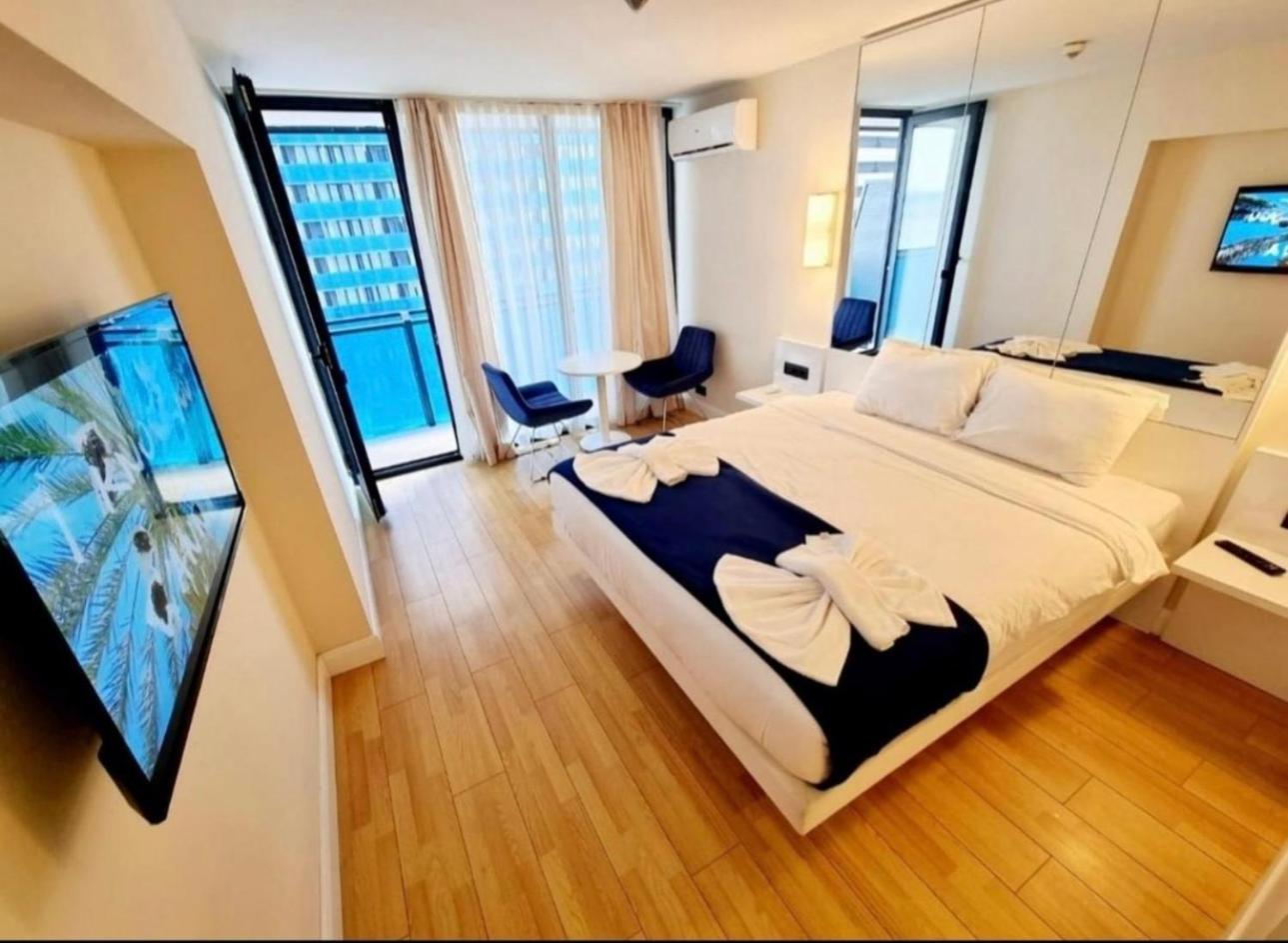 Orbi City Apartment With Sea View Batumi Exteriör bild