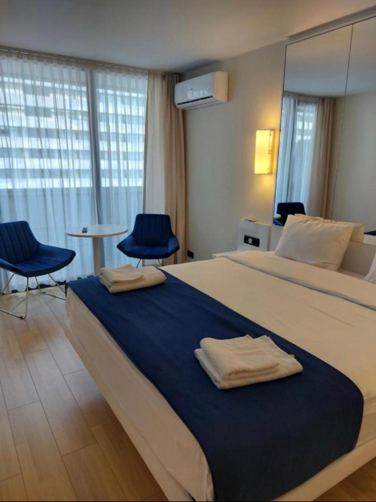 Orbi City Apartment With Sea View Batumi Exteriör bild