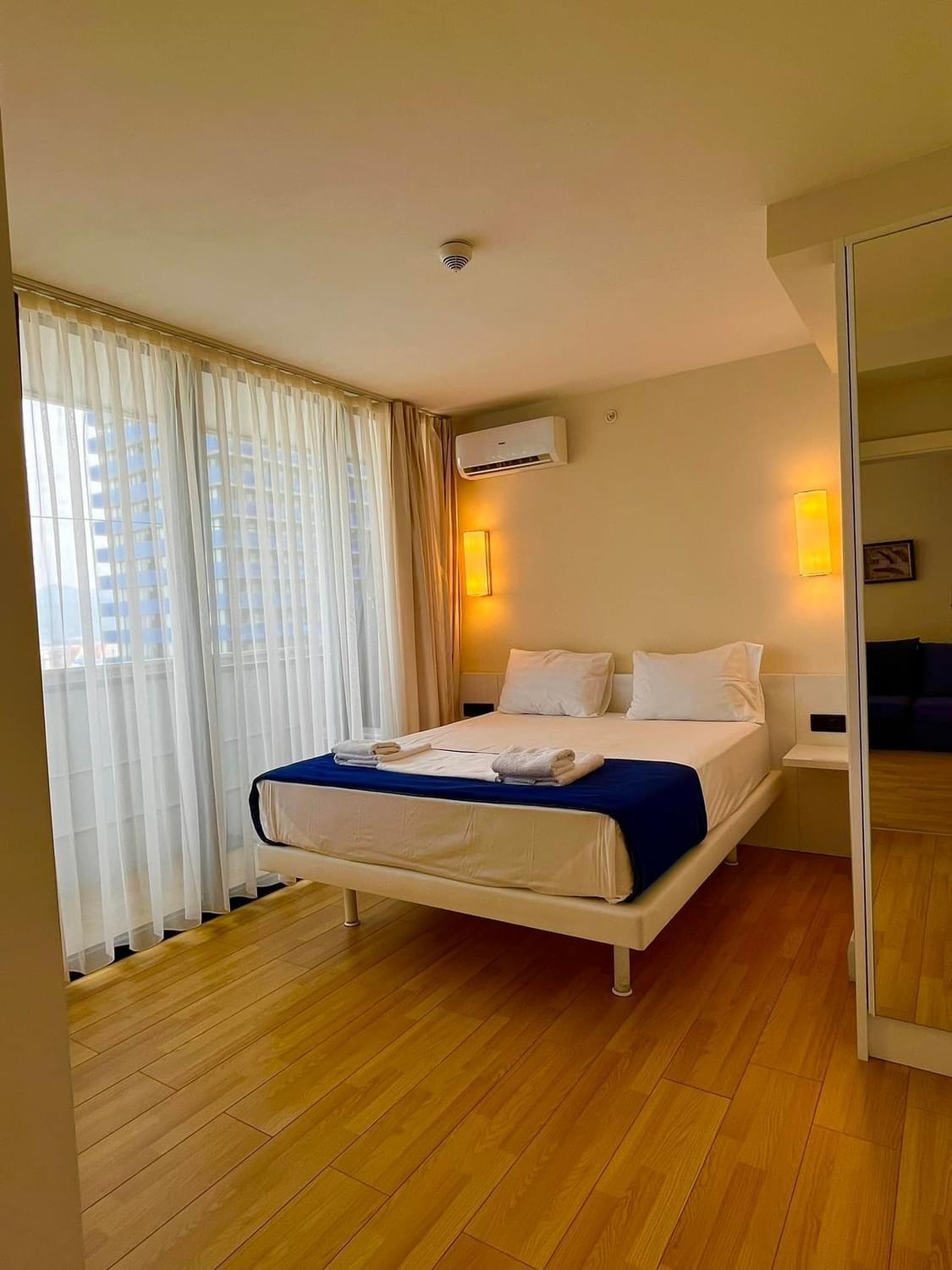 Orbi City Apartment With Sea View Batumi Exteriör bild