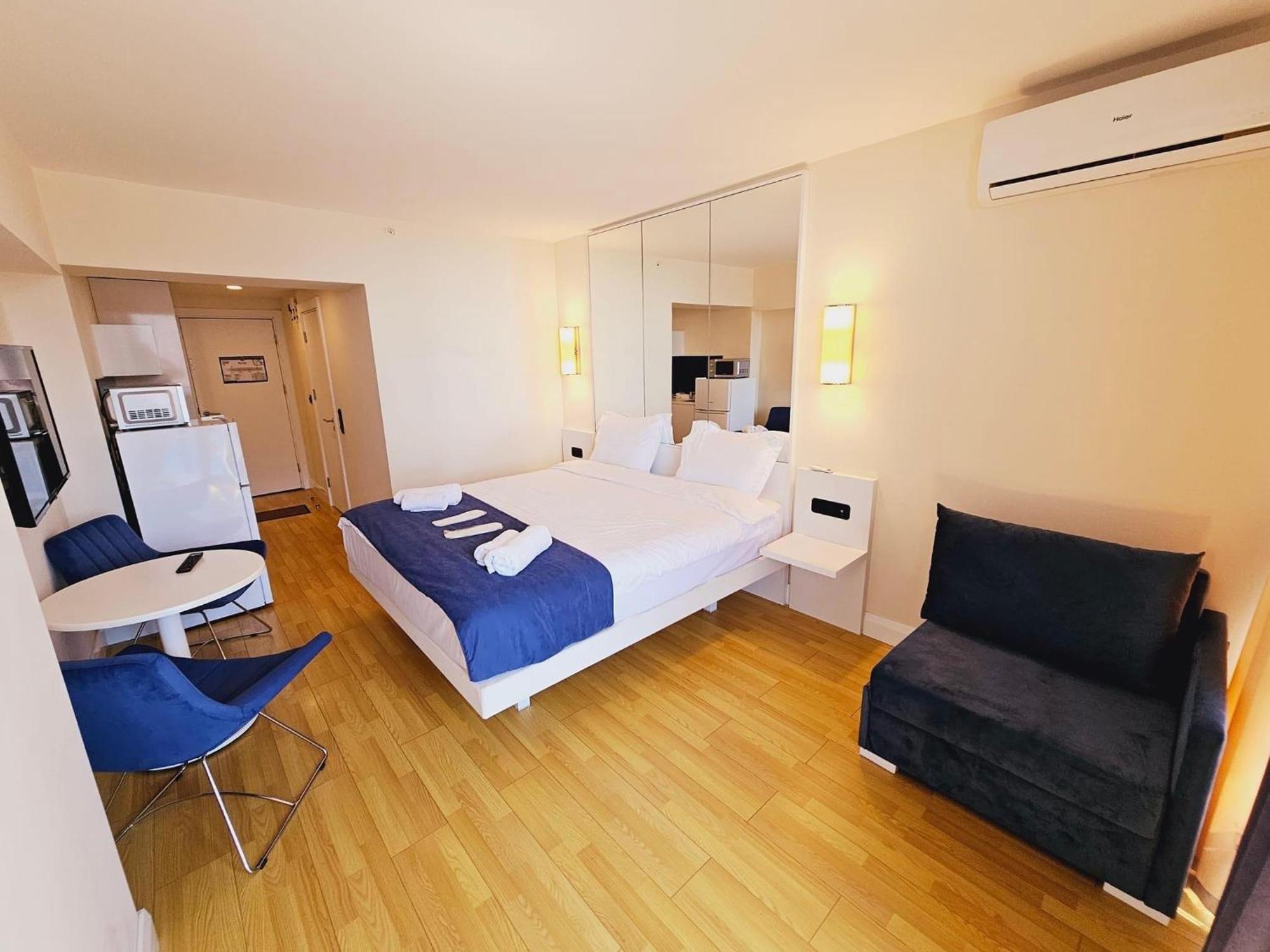 Orbi City Apartment With Sea View Batumi Exteriör bild