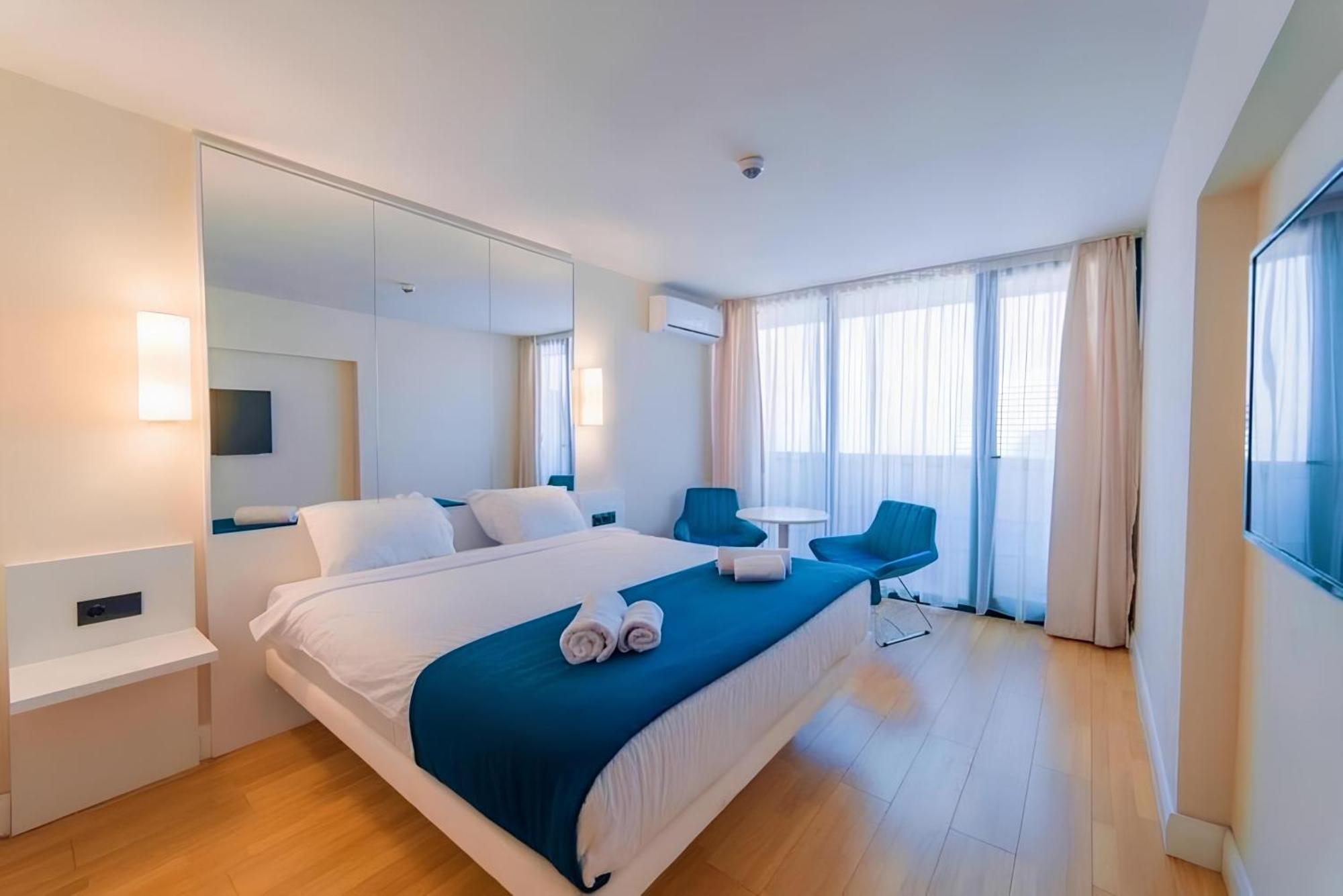 Orbi City Apartment With Sea View Batumi Exteriör bild
