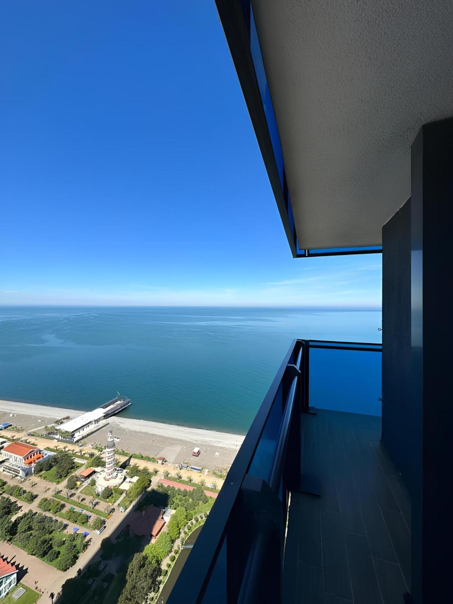 Orbi City Apartment With Sea View Batumi Exteriör bild